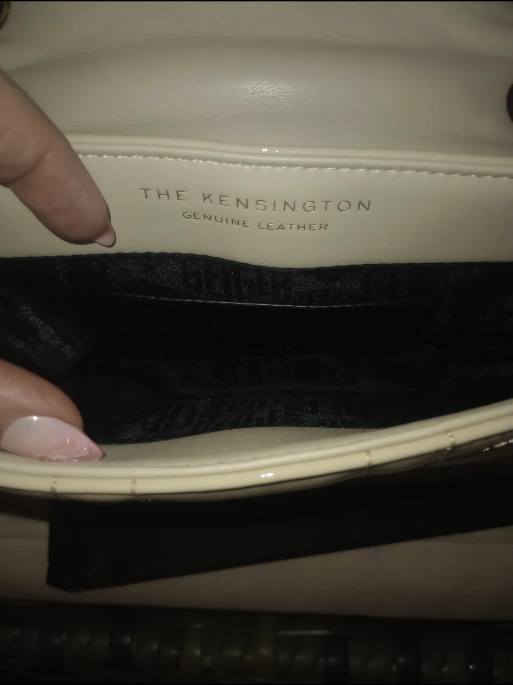 Kurt Geiger Kensington Cream Patent Leather Shoulder Bag with Gold Chain